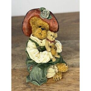 Boyds Bears Figurine Patricia With Buddy "Best Friends" #228417 From 2003